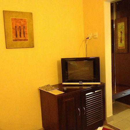 Hotel The Sovereign Kolombo Zewnętrze zdjęcie