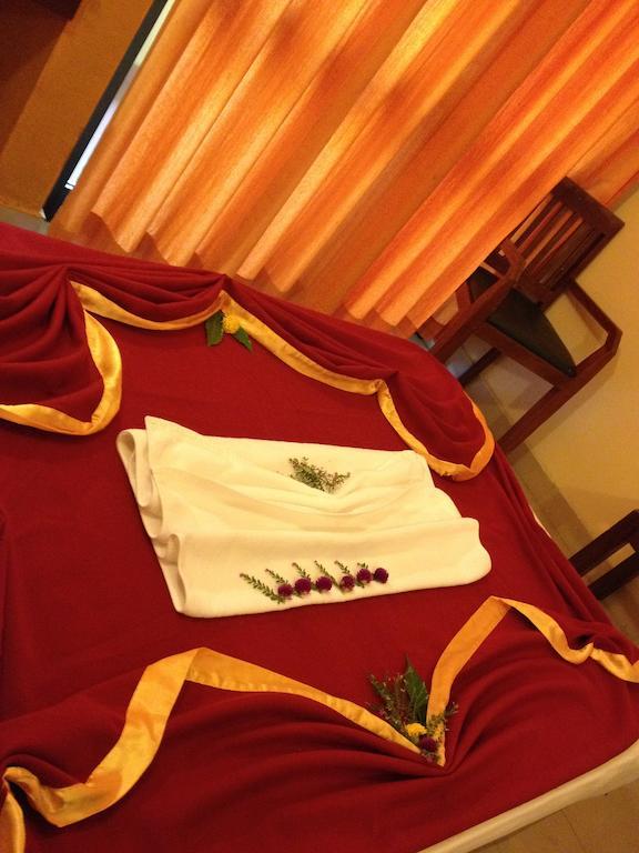 Hotel The Sovereign Kolombo Zewnętrze zdjęcie